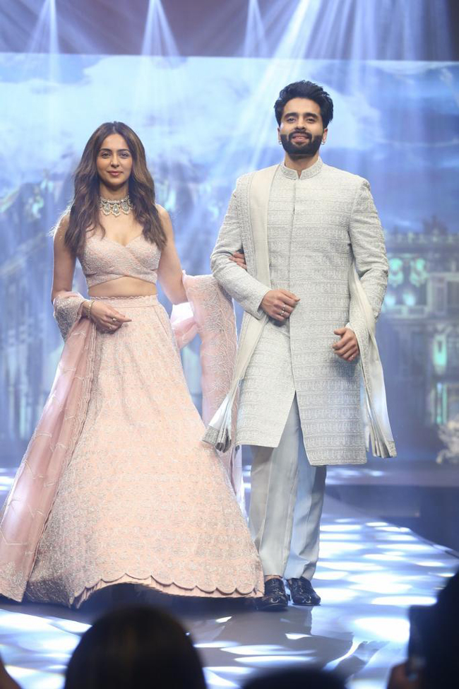 Gorgeous Women At Antora Teach For Change Fundraiser